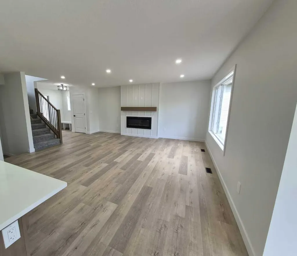 10506 134a Avenue Grande Prairie AB T8X 0W4