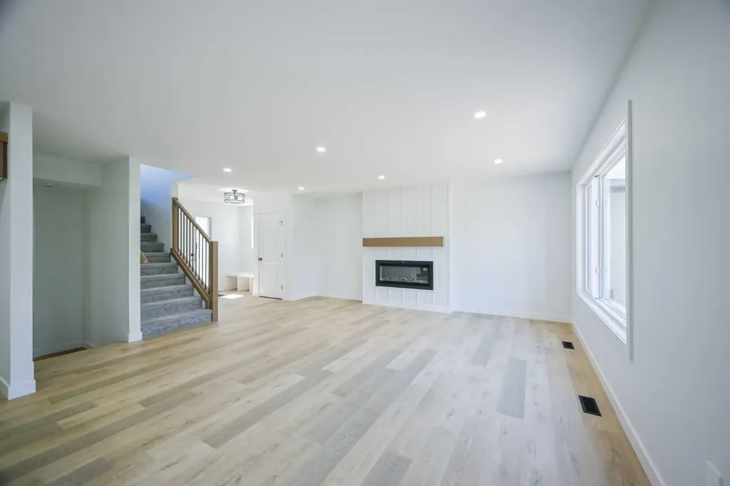 10506 134a Avenue Grande Prairie AB T8X 0W4