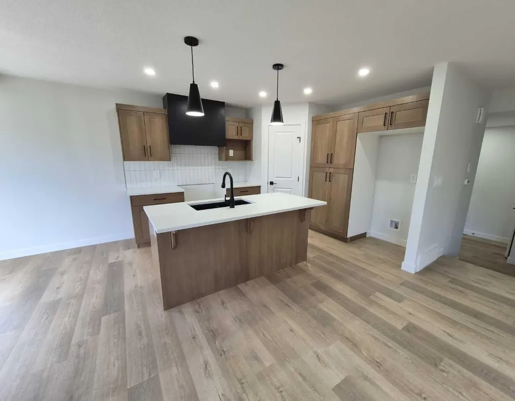 10506 134a Avenue Grande Prairie AB T8X 0W4