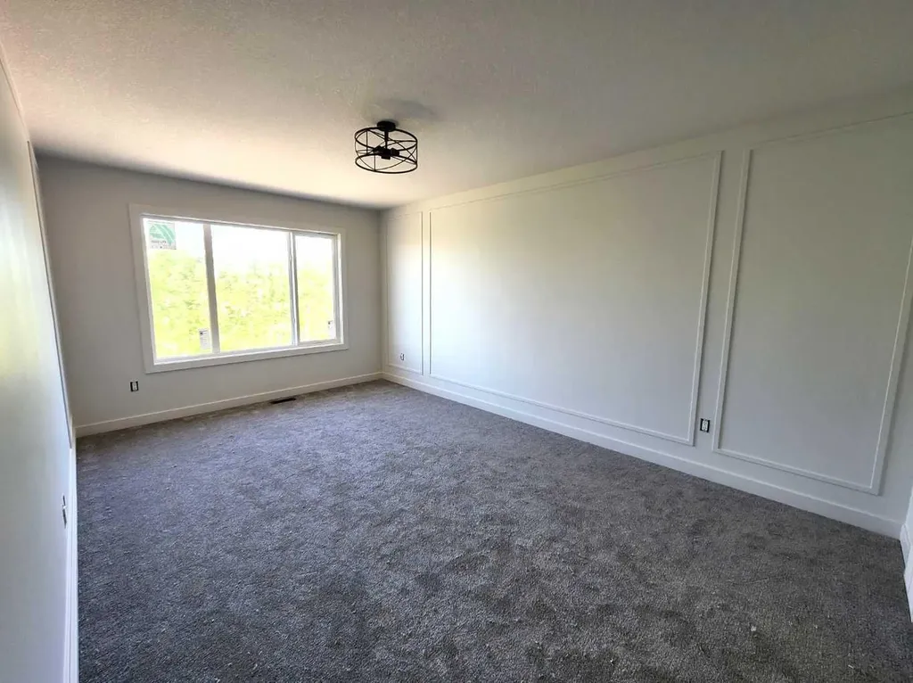10506 134a Avenue Grande Prairie AB T8X 0W4