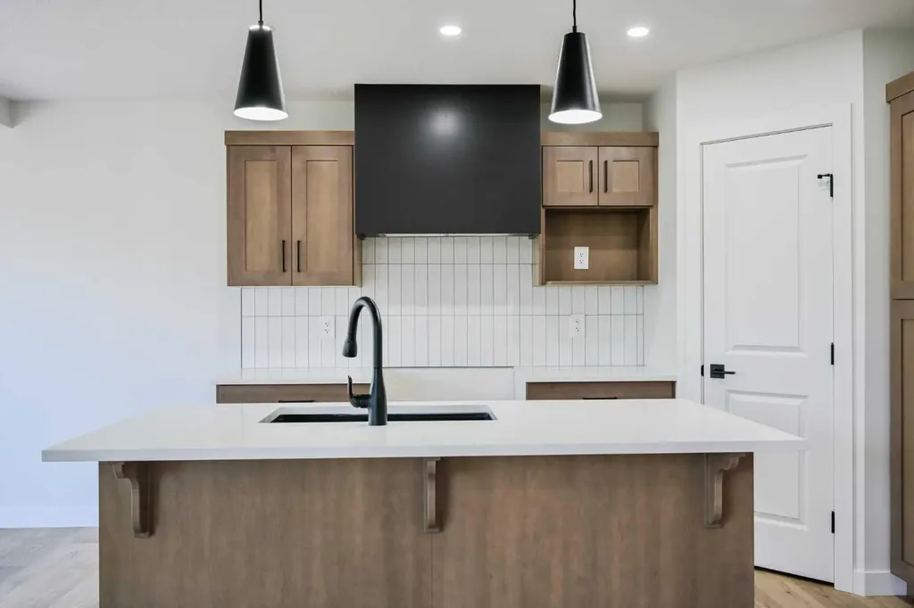 10506 134a Avenue Grande Prairie AB T8X 0W4