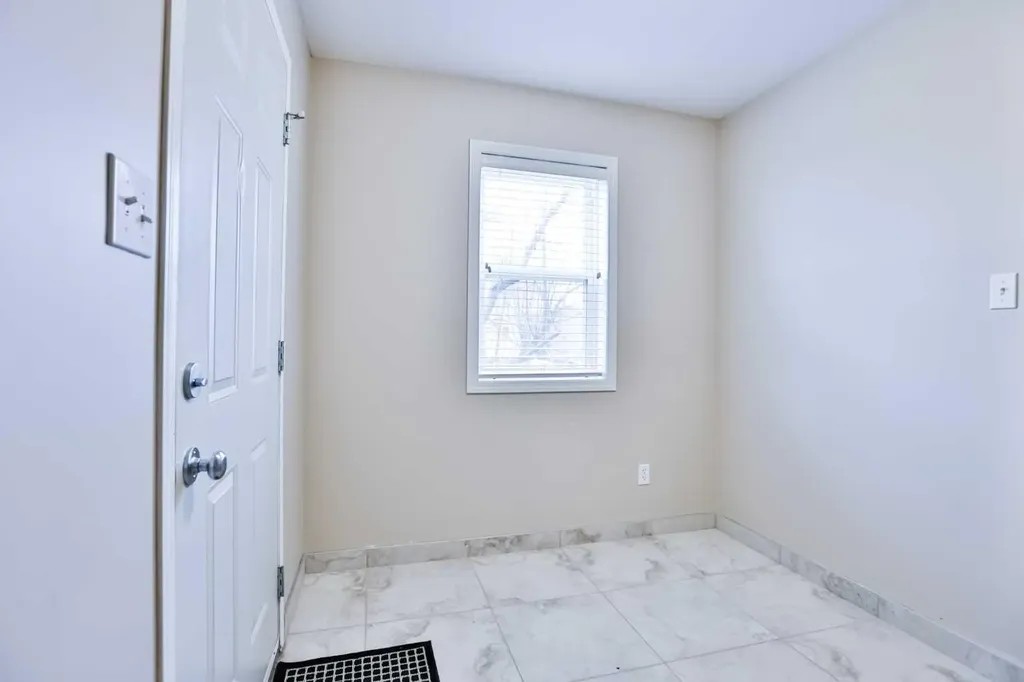 720 Heritage Boulevard W Lethbridge AB T1K 7X2
