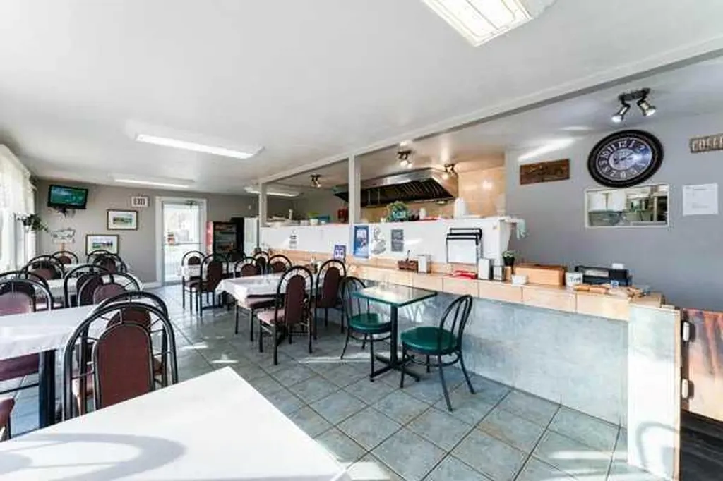 111 1 Avenue S Coutts AB T0K 0N0