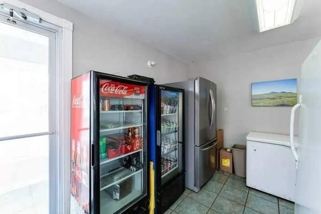 111 1 Avenue S Coutts AB T0K 0N0