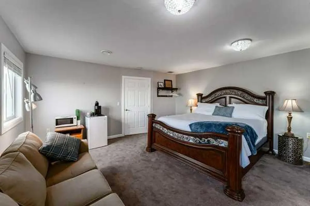 111 1 Avenue S Coutts AB T0K 0N0
