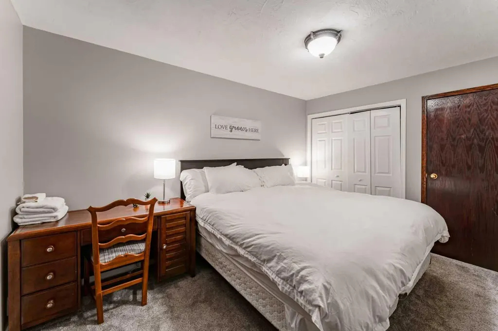 111 1 Avenue S Coutts AB T0K 0N0