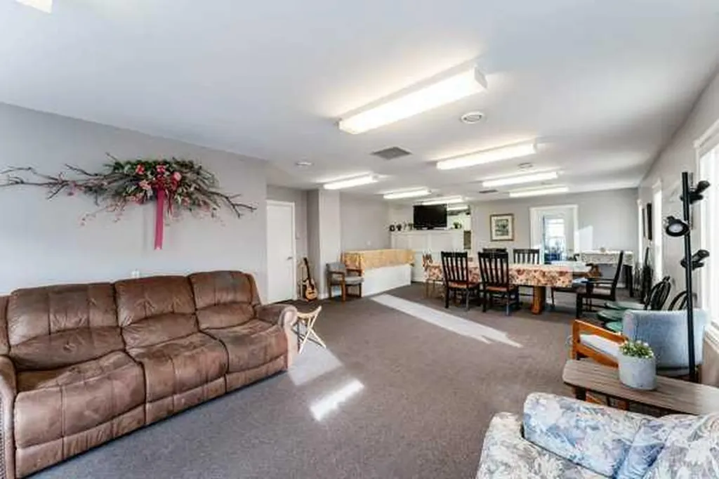111 1 Avenue S Coutts AB T0K 0N0