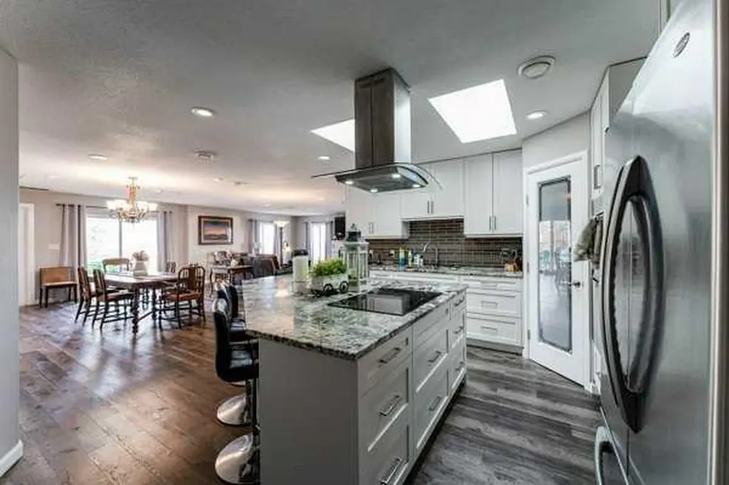 111 1 Avenue S Coutts AB T0K 0N0