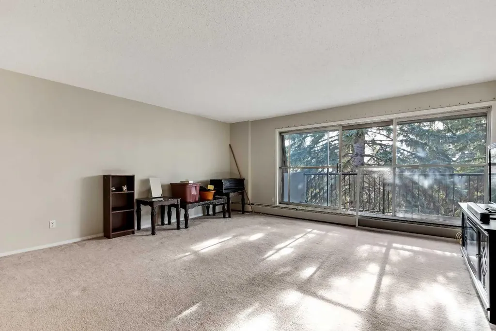 231 Heritage Drive SE Calgary AB T2H 1N1