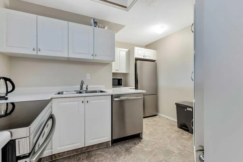231 Heritage Drive SE Calgary AB T2H 1N1