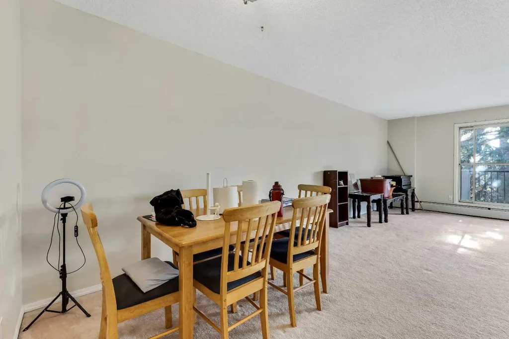 231 Heritage Drive SE Calgary AB T2H 1N1