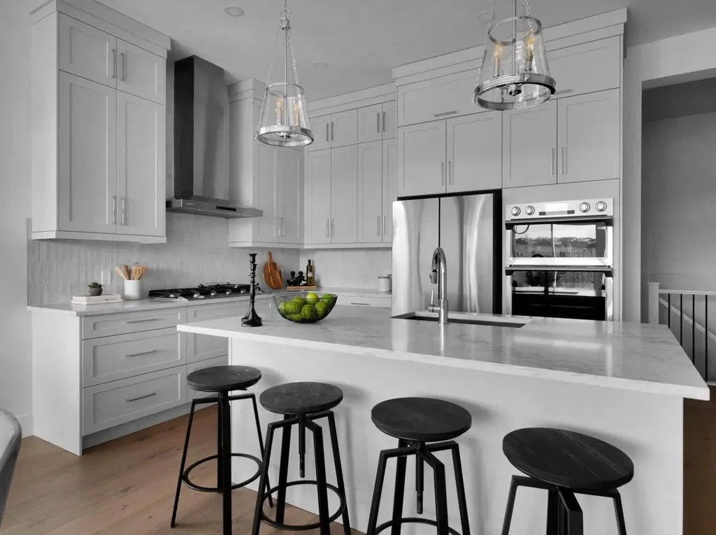 31 Royal Birch Cove NW Calgary AB T3G 5P9