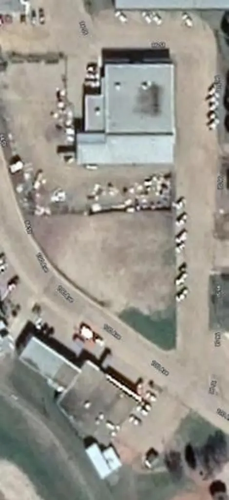 9810 96 Street Peace River AB T8S 1J3