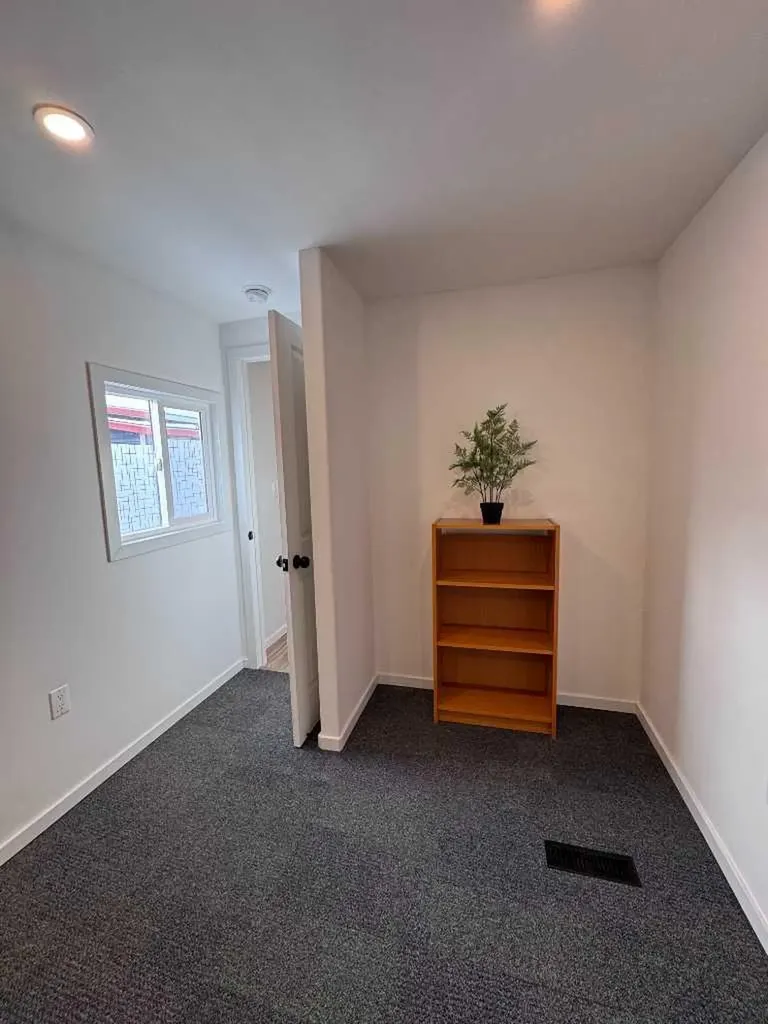 6834 59 Avenue #712 Red Deer AB T4P1C9