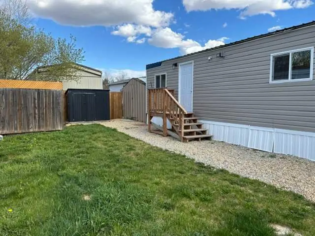 6834 59 Avenue #712 Red Deer AB T4P1C9