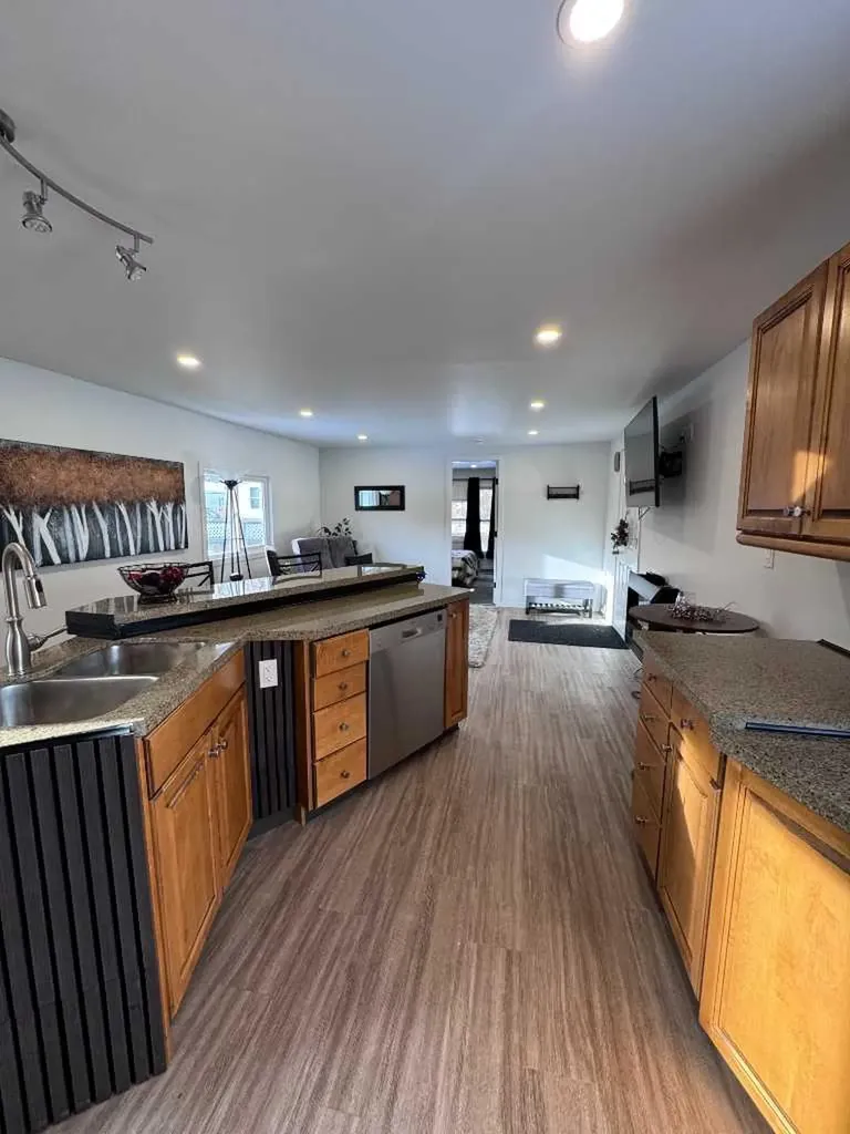 6834 59 Avenue #712 Red Deer AB T4P1C9