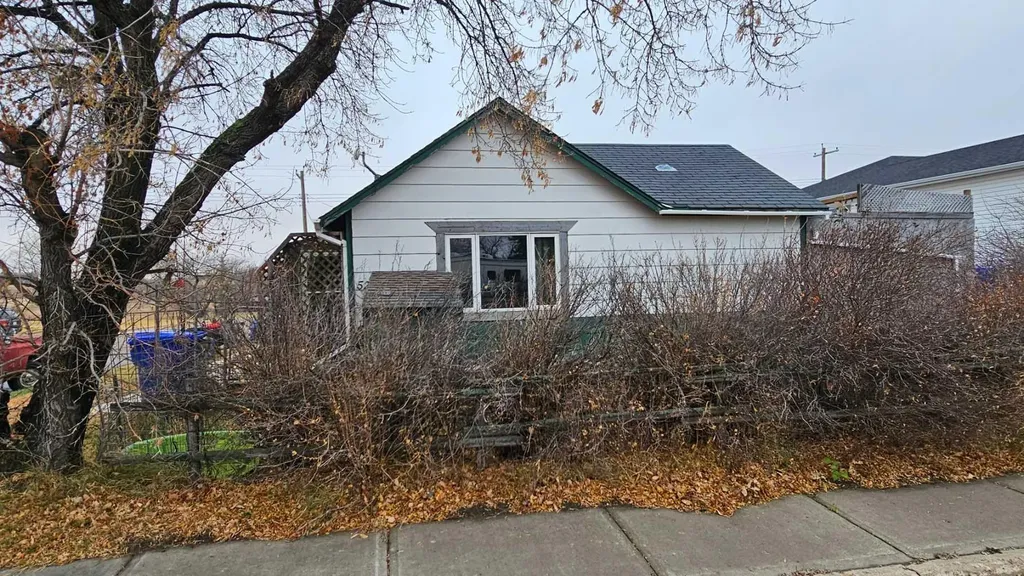 5202 Victoria Avenue Coronation AB T0C1C0