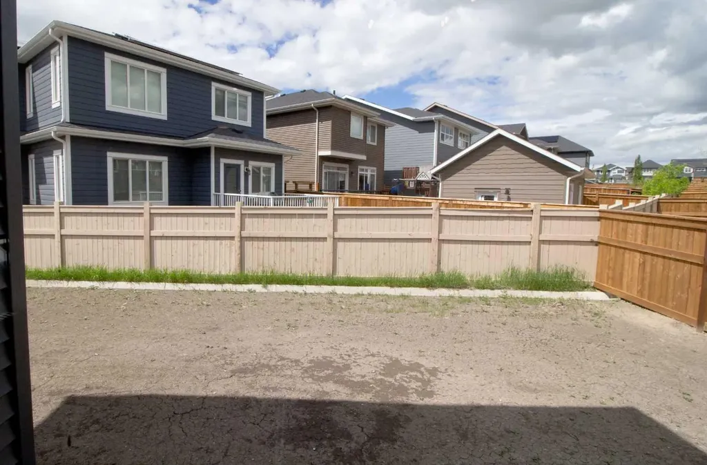 63 Sunrise Heath Cochrane AB T4C 3C5