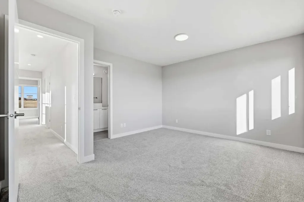 7007 Rangeview Avenue SE Calgary AB T3S 0P9