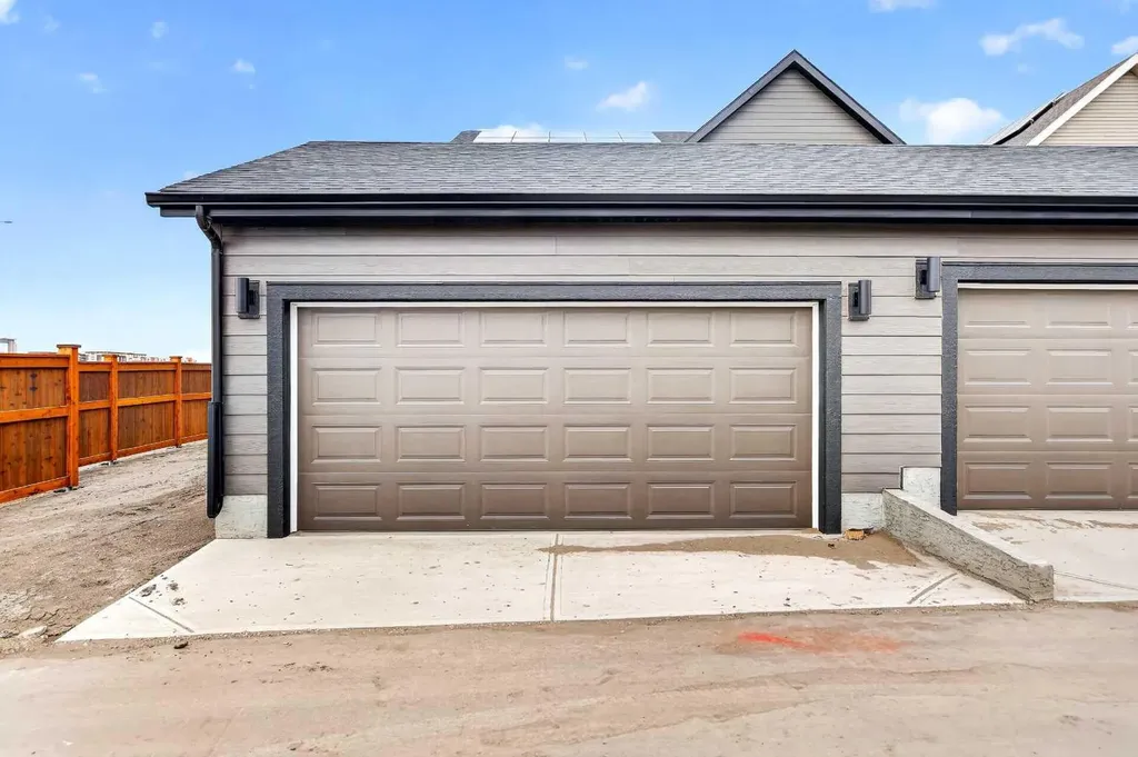 7007 Rangeview Avenue SE Calgary AB T3S 0P9