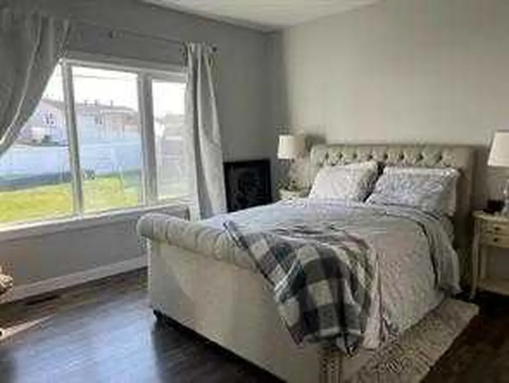 805 7 Avenue Fox Creek AB T0H 1P0