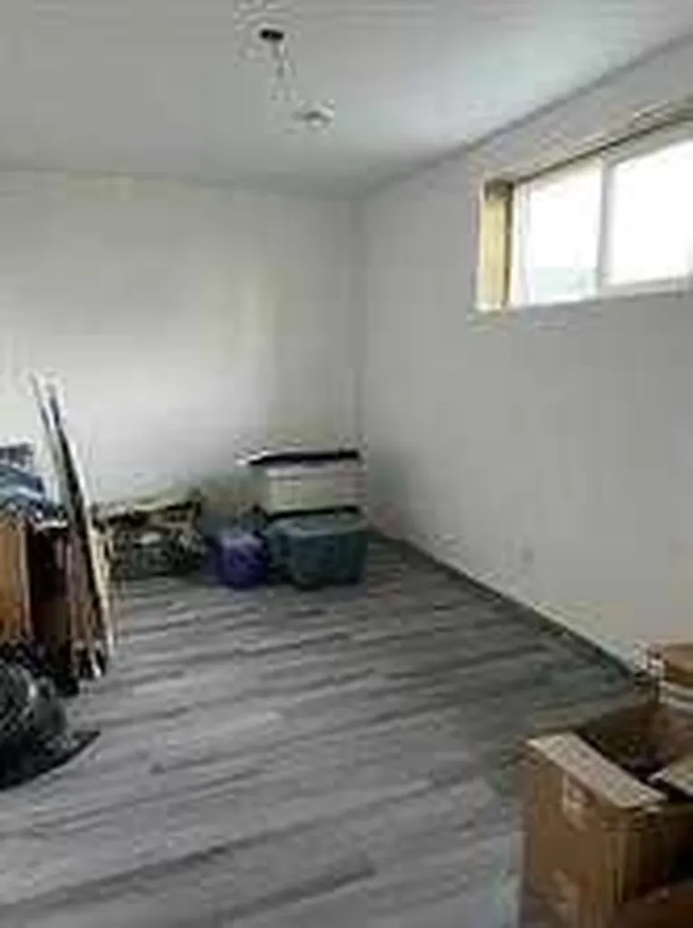 805 7 Avenue Fox Creek AB T0H 1P0
