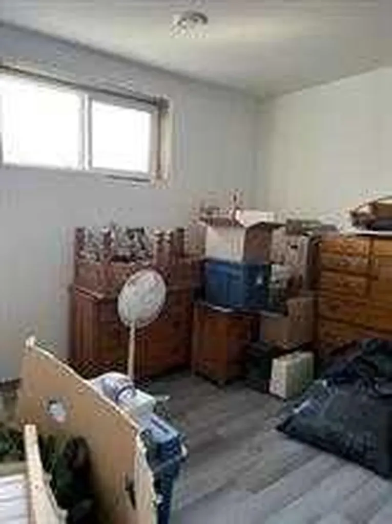 805 7 Avenue Fox Creek AB T0H 1P0