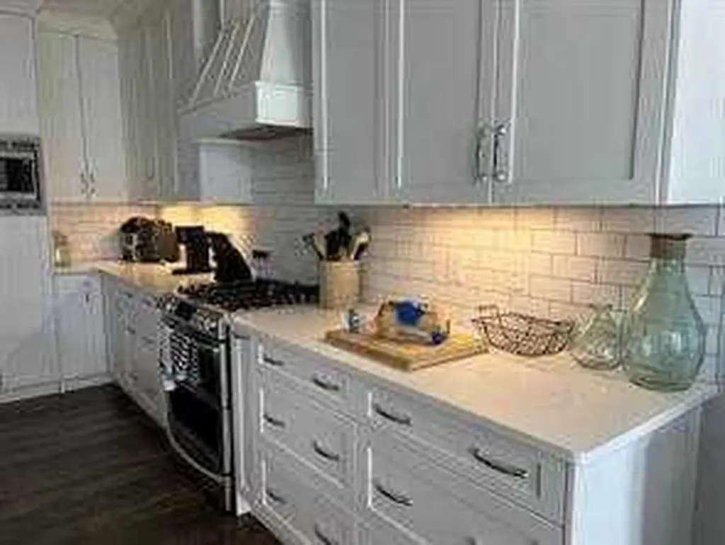 805 7 Avenue Fox Creek AB T0H 1P0