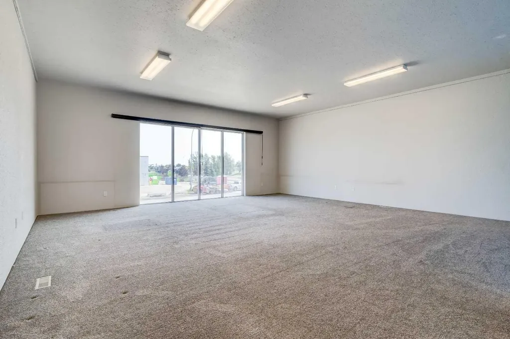 10920 84 Avenue Grande Prairie AB T8V6H2