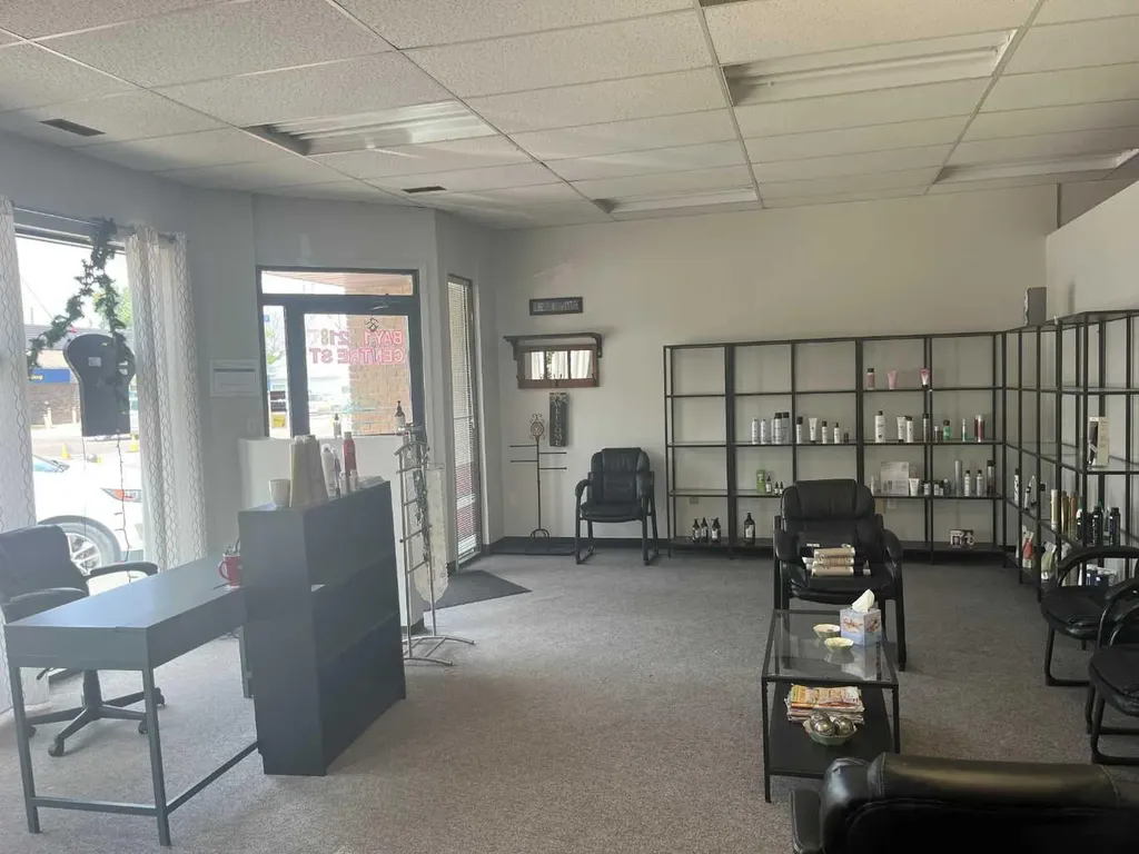 218 Centre Street Hanna AB T0J1P0