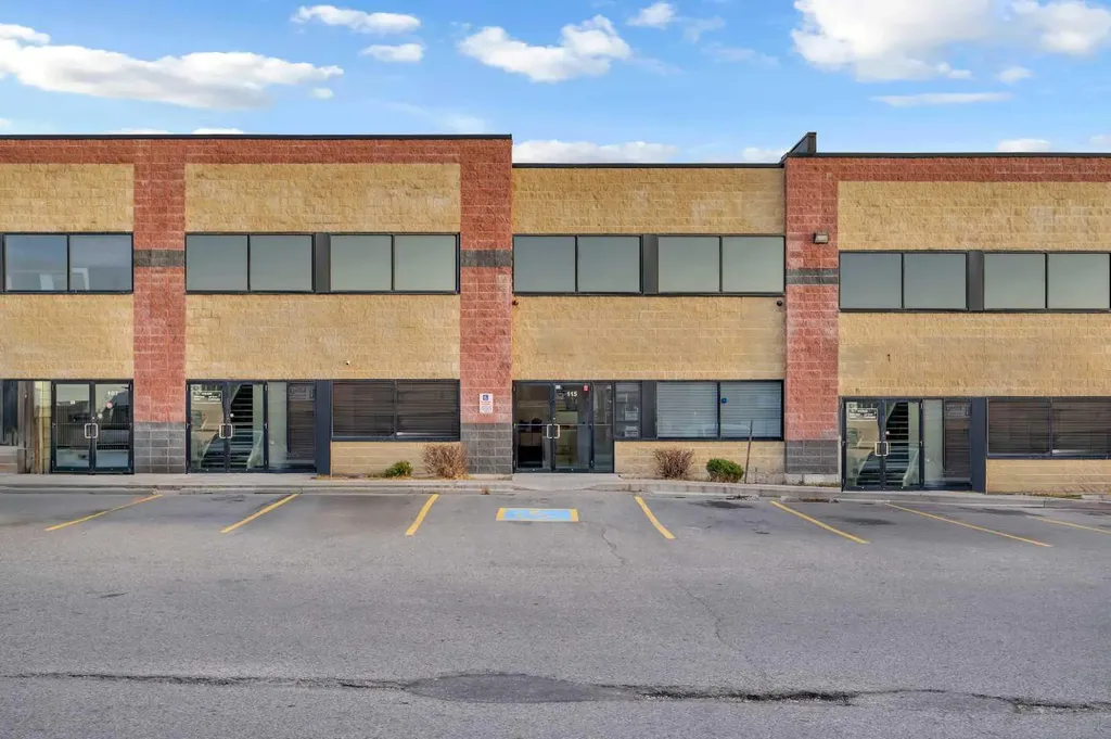 55 Westwinds Crescent NE Calgary AB T3J5H2