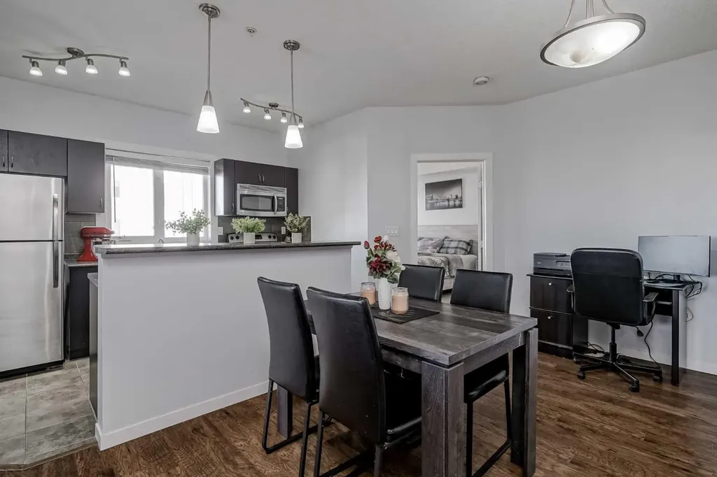 604 East Lake Boulevard NE Airdrie AB T4A 0G5
