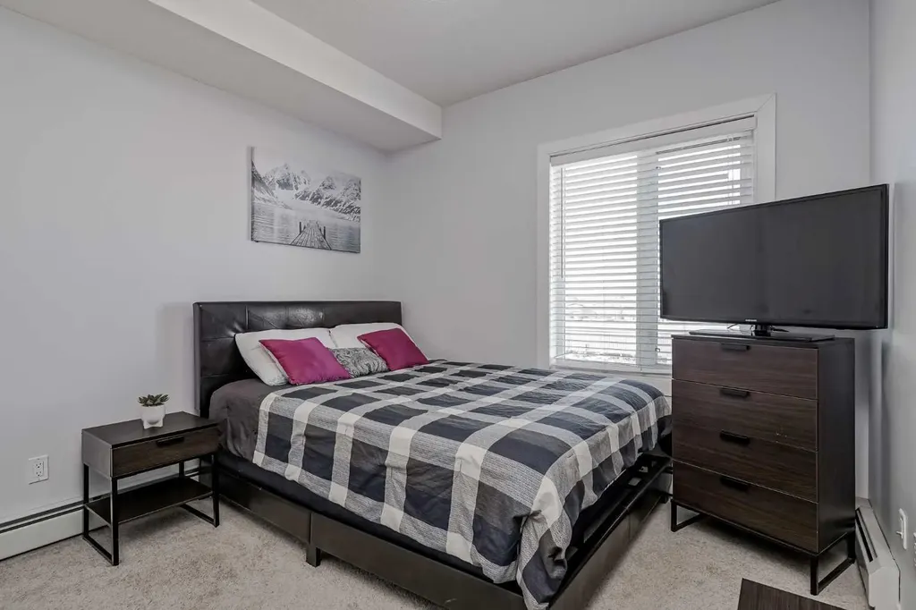 604 East Lake Boulevard NE Airdrie AB T4A 0G5