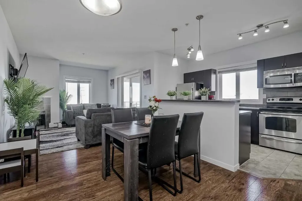 604 East Lake Boulevard NE Airdrie AB T4A 0G5