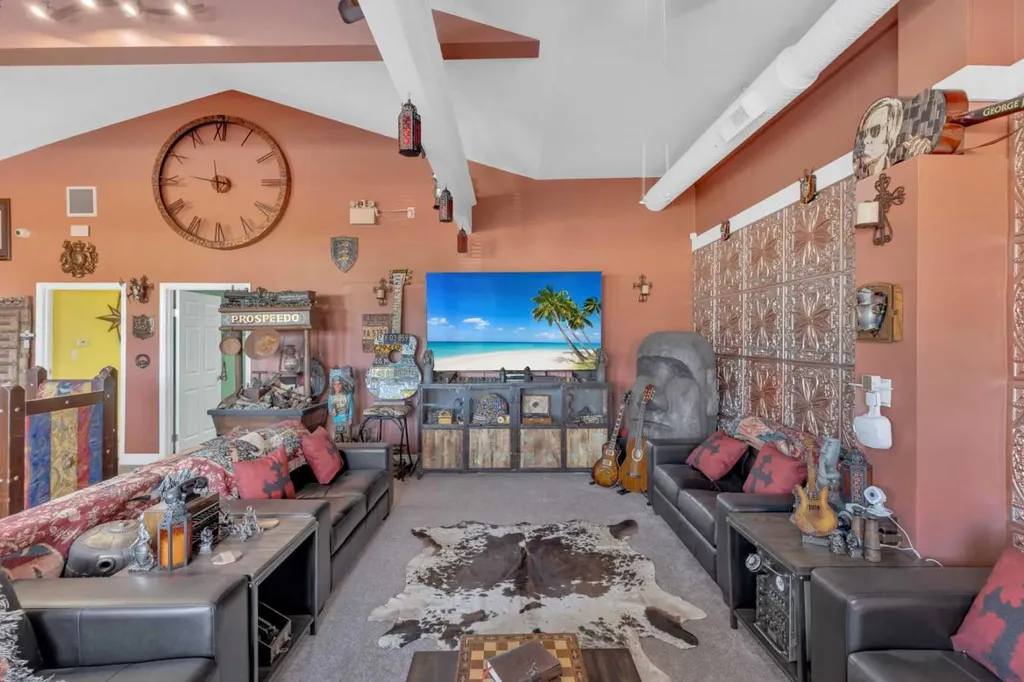 2023 20 Avenue Bowden AB T0M0K0