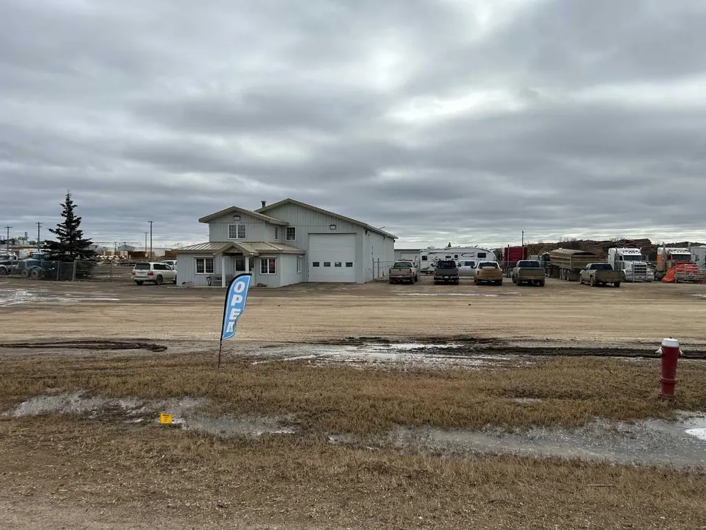 5317 53avenue High Prairie AB T0G 1E0