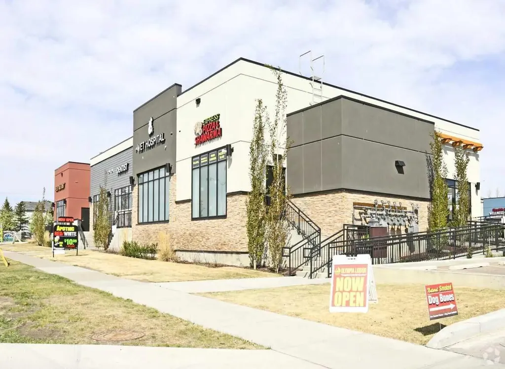 500 Royal Oak Drive NW Calgary AB T3G 5J7