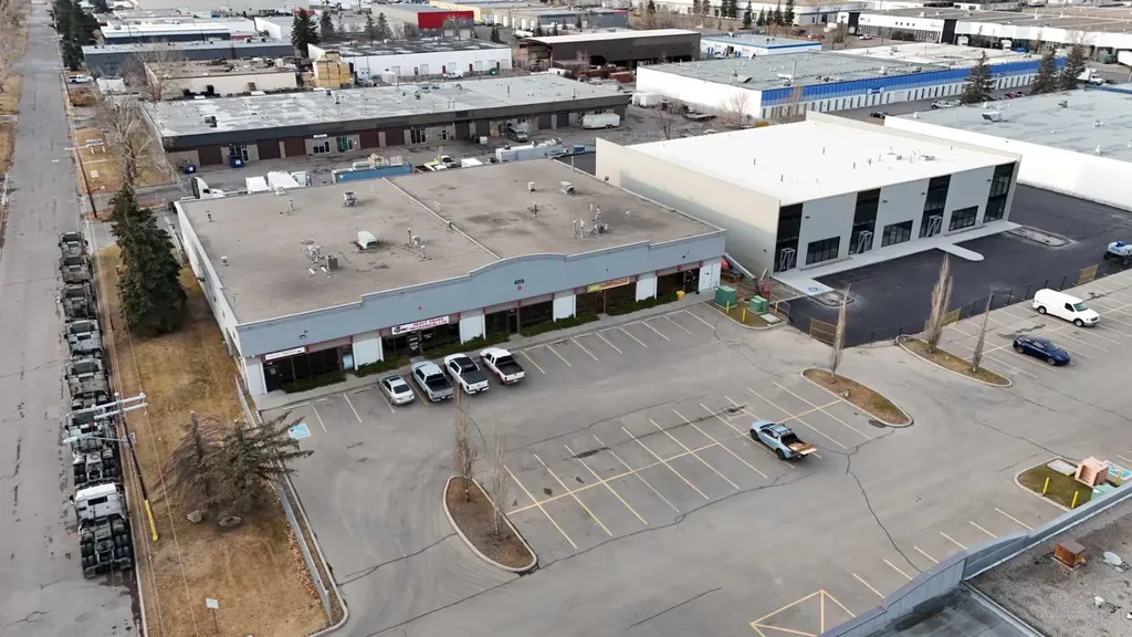 4316 64 Avenue SE Calgary AB T2C2B3