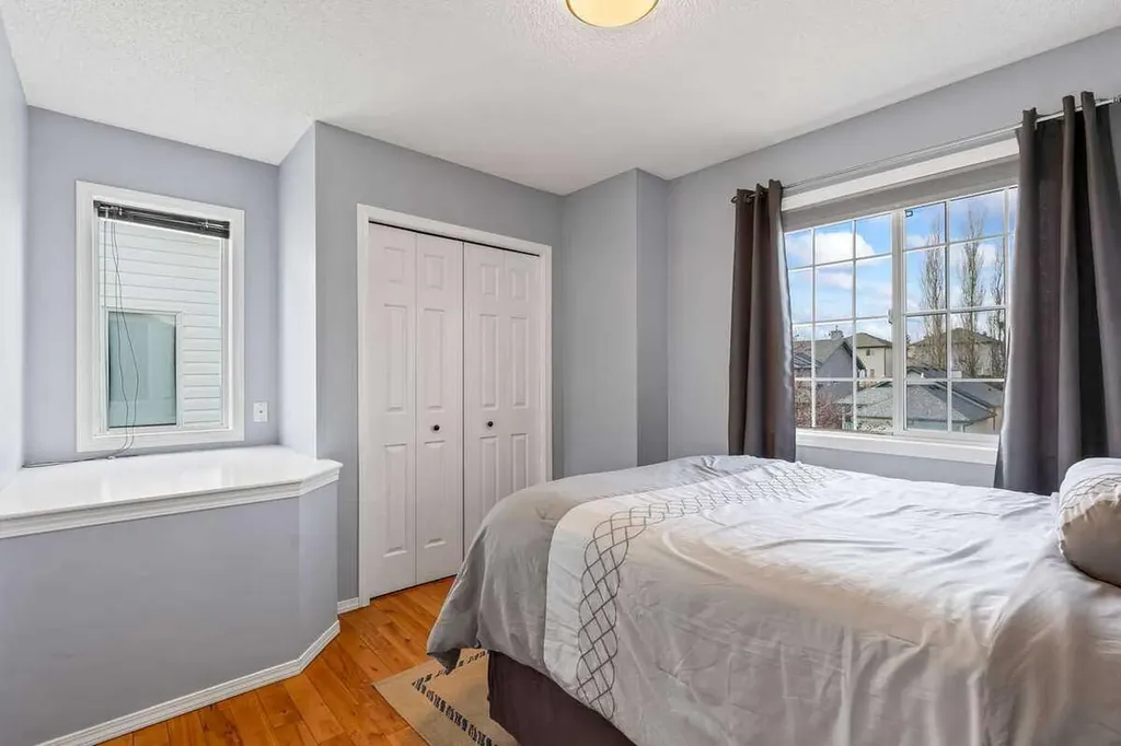 60 Bridlecreek Terrace SW Calgary AB T2Y 3N7
