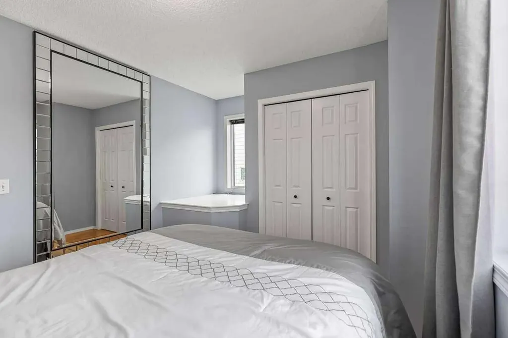 60 Bridlecreek Terrace SW Calgary AB T2Y 3N7