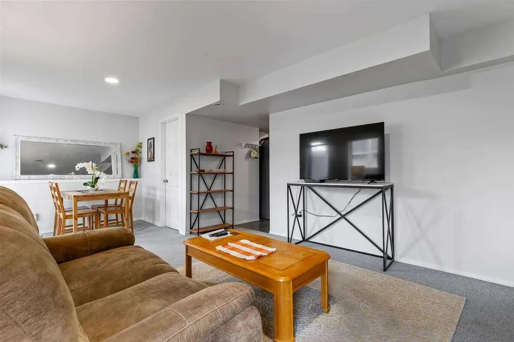 60 Bridlecreek Terrace SW Calgary AB T2Y 3N7