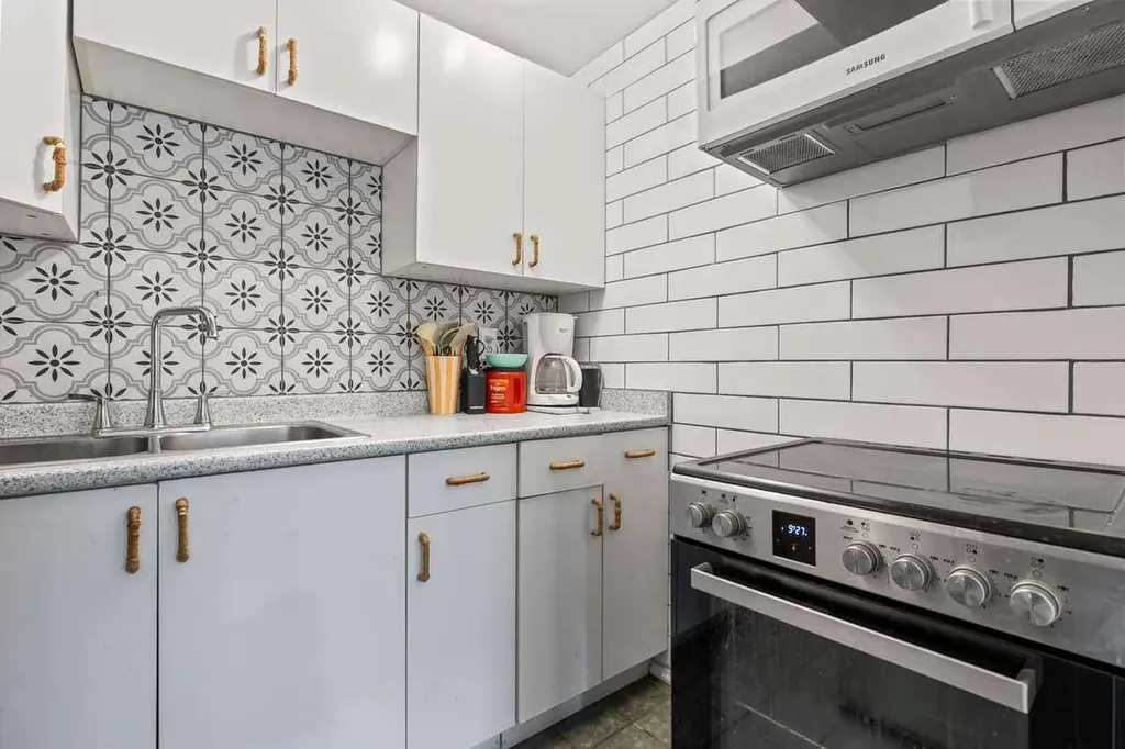 60 Bridlecreek Terrace SW Calgary AB T2Y 3N7