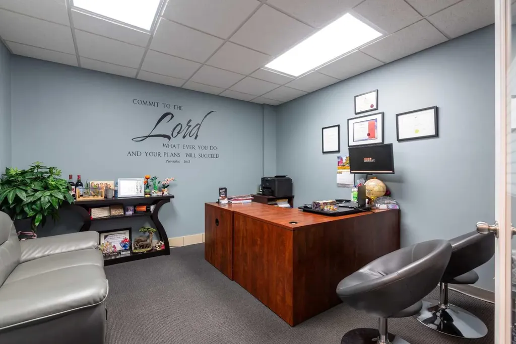 4802 50 Avenue Lloydminster AB T9V 0W5