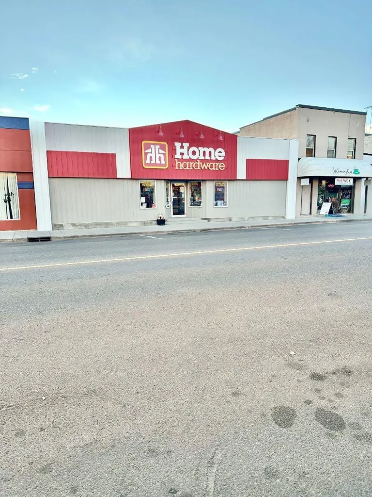 124 2 Street W Brooks AB T1R 1C8