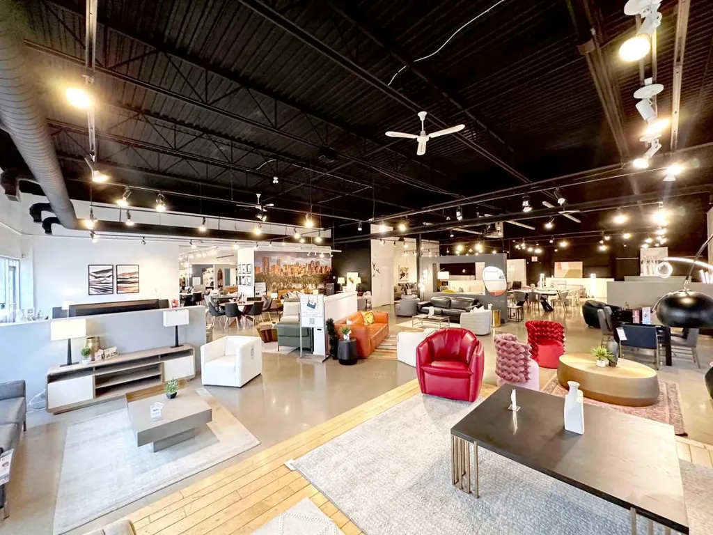 7070 11 Street SE Calgary AB T2H2W8