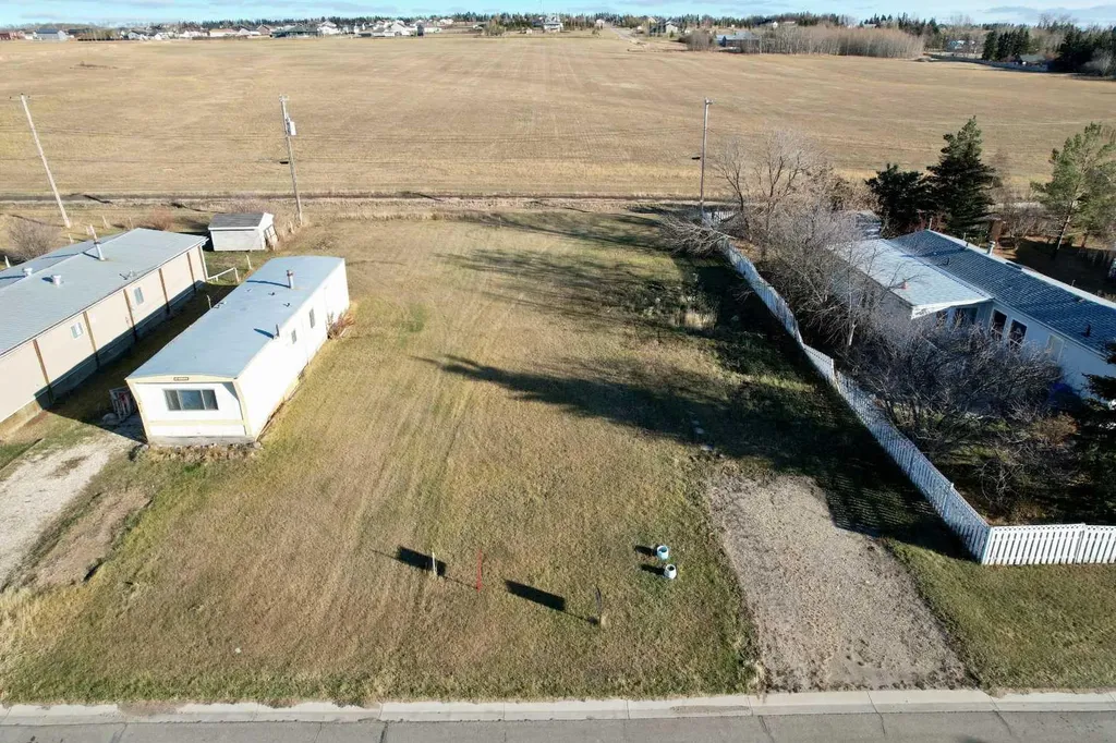 410 7 Avenue Beaverlodge AB T0H0C0