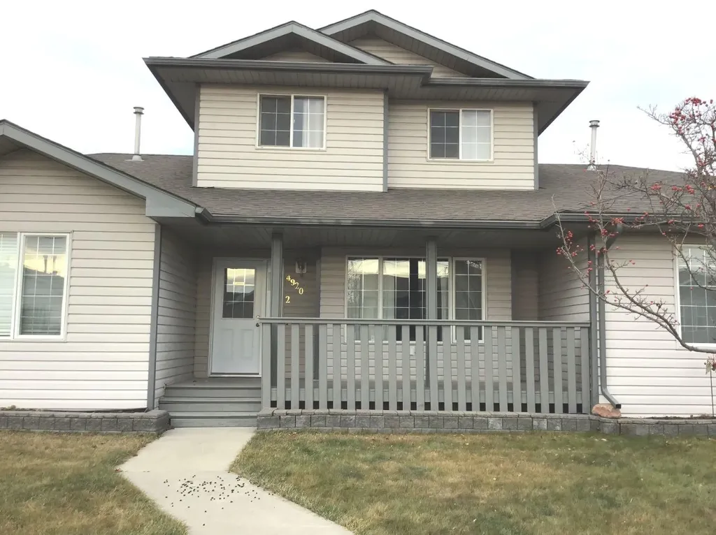 4920 53 Avenue Whitecourt AB T7S 1V7
