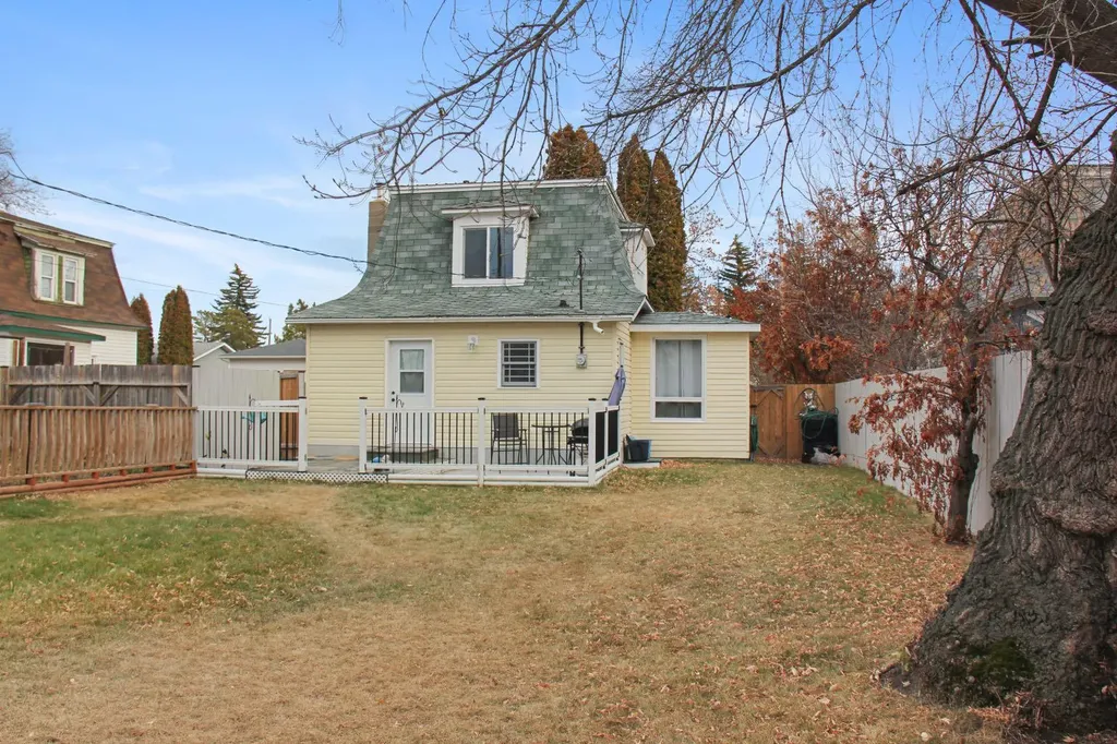 5017 49a Street Sedgewick AB T0B 4C0