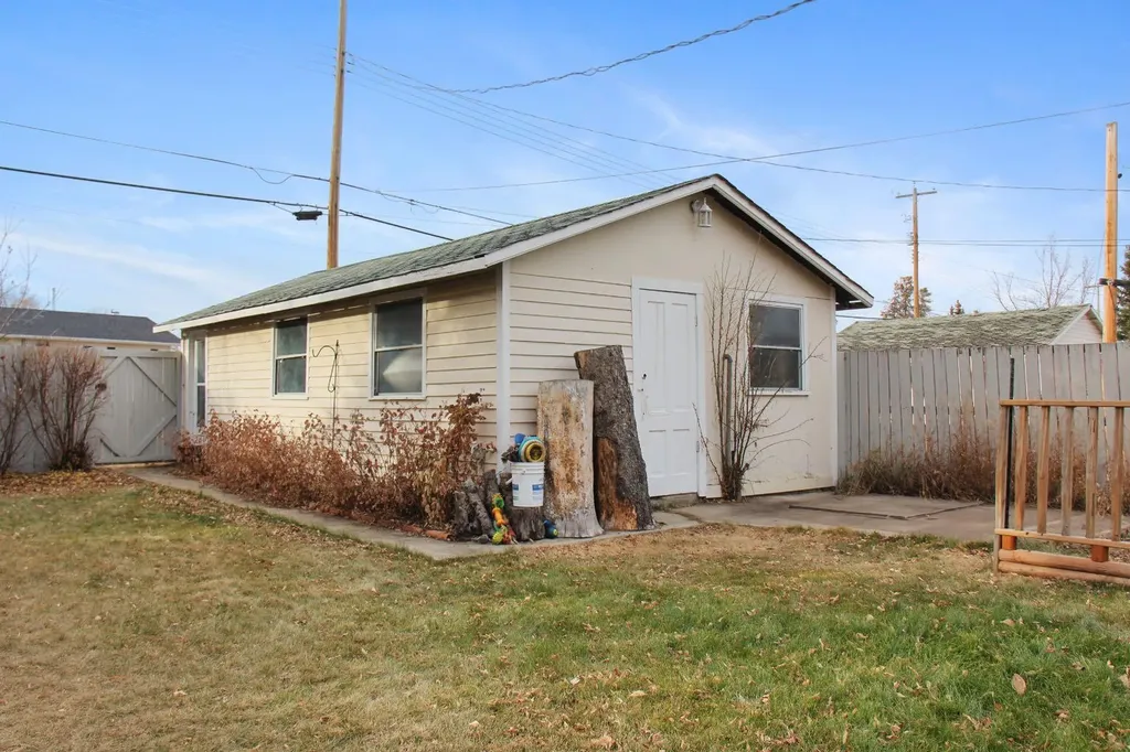 5017 49a Street Sedgewick AB T0B 4C0