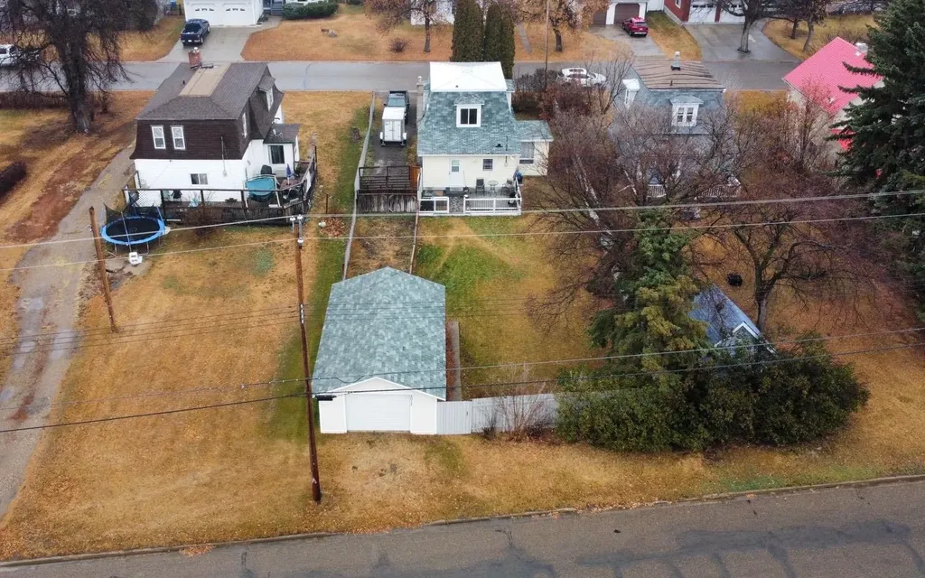 5017 49a Street Sedgewick AB T0B 4C0